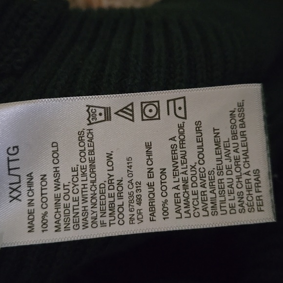 Vintage Men's Nautica sweater - Picture 7 of 7